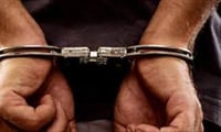 ആദ്യം ഭക്തി നിർഭരമായ പ്രർത്ഥന, ഒടുവിൽ മോഷണം: കുപ്രസിദ്ധ കള്ളന്റെ വീഡിയോ വൈറൽ 